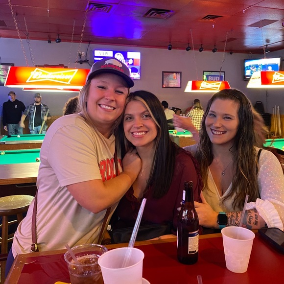 Meet your Posher, Britney - Picture 2 of 9